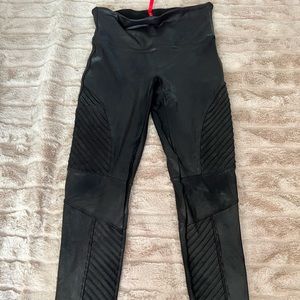 Spanx moto leggings medium